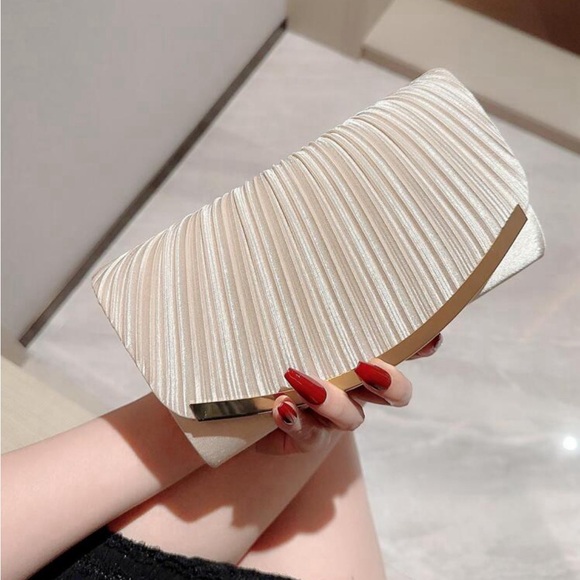 Brand New Party Hand/Shoulder Bag - Picture 1 of 7